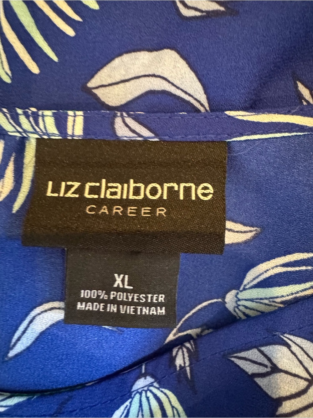 Liz Claiborne Royal Blue Floral Scoop Neck Top - Picture 3 of 3